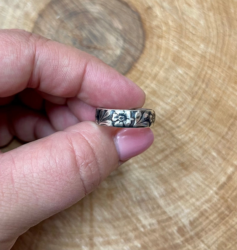 Sterling Floral Tooled Ring